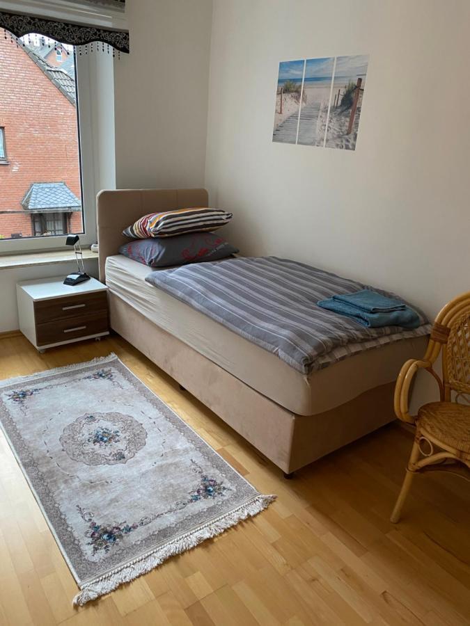 Ferienwohnung Wohnen auf Zeit in Essen Exterior foto