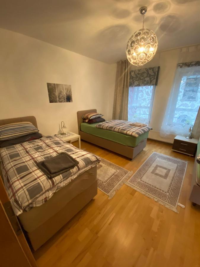 Ferienwohnung Wohnen auf Zeit in Essen Exterior foto