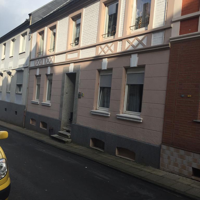 Ferienwohnung Wohnen auf Zeit in Essen Exterior foto