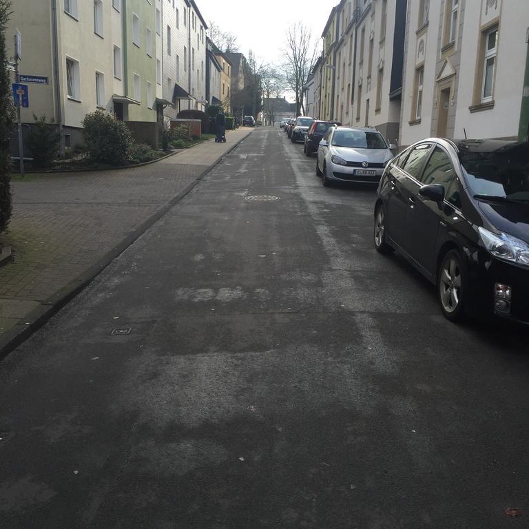 Ferienwohnung Wohnen auf Zeit in Essen Exterior foto